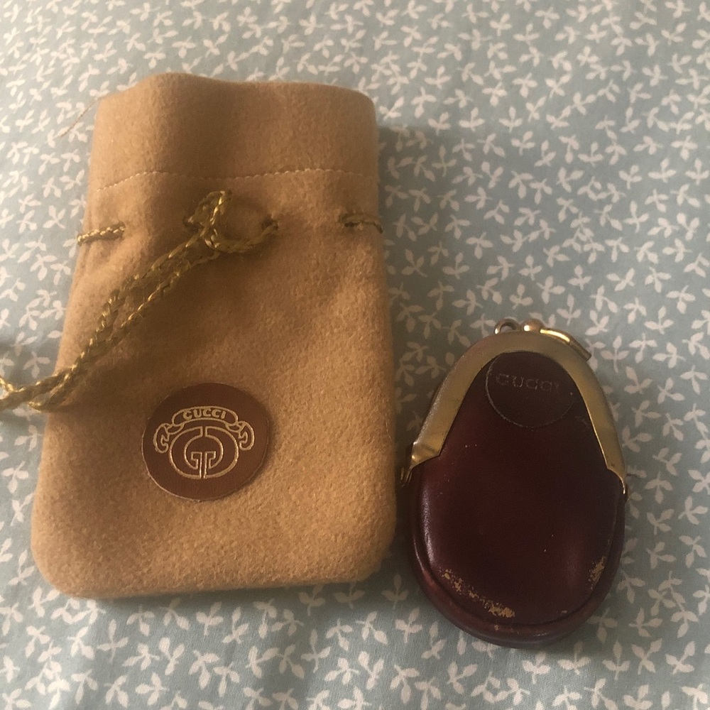 Vintage Gucci Burgundy and Gold tone Leather Coin Pouch w/dust bag